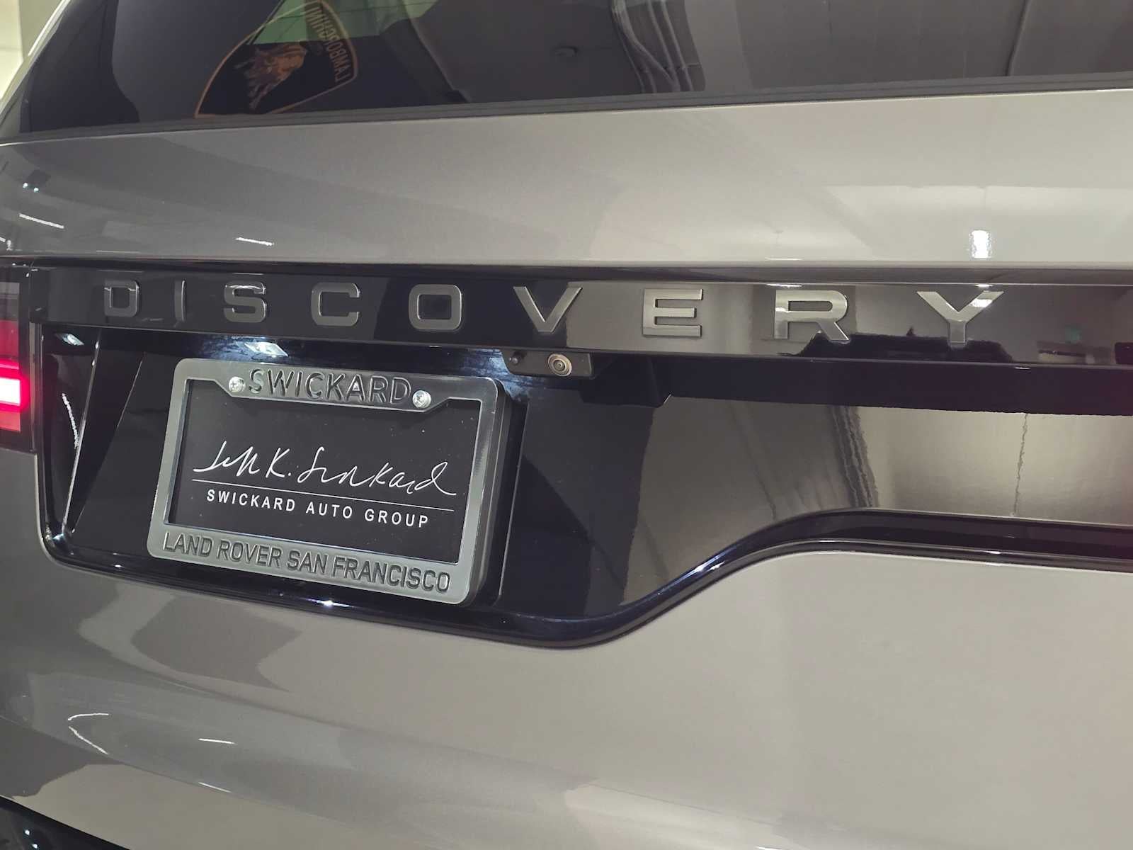 2025 Land Rover Discovery Dynamic SE