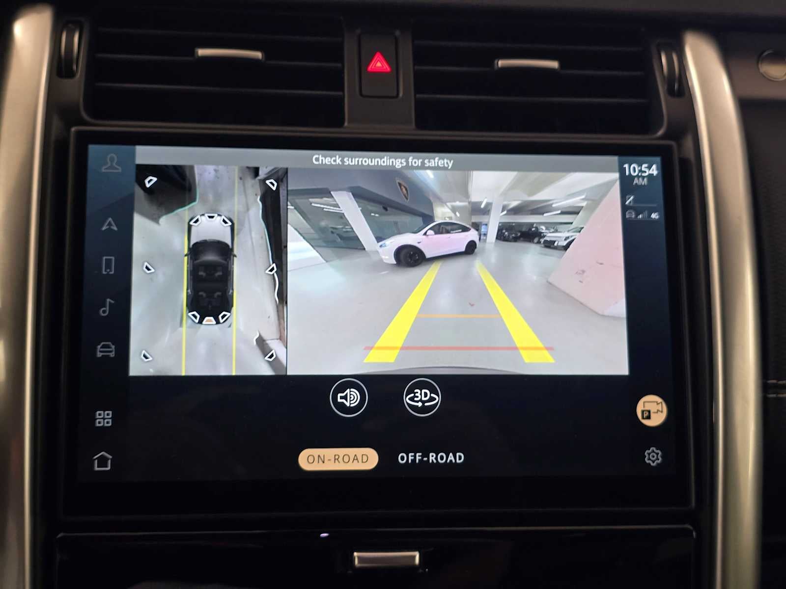 2025 Land Rover Discovery Dynamic SE