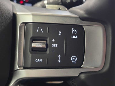 2025 Land Rover Discovery Dynamic SE