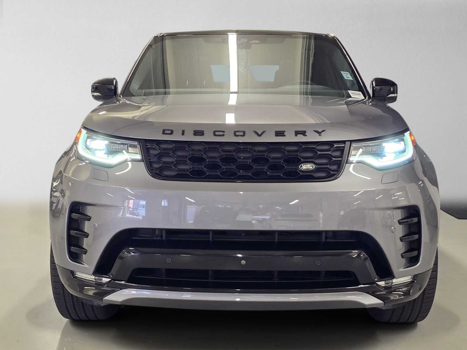 2025 Land Rover Discovery Dynamic SE