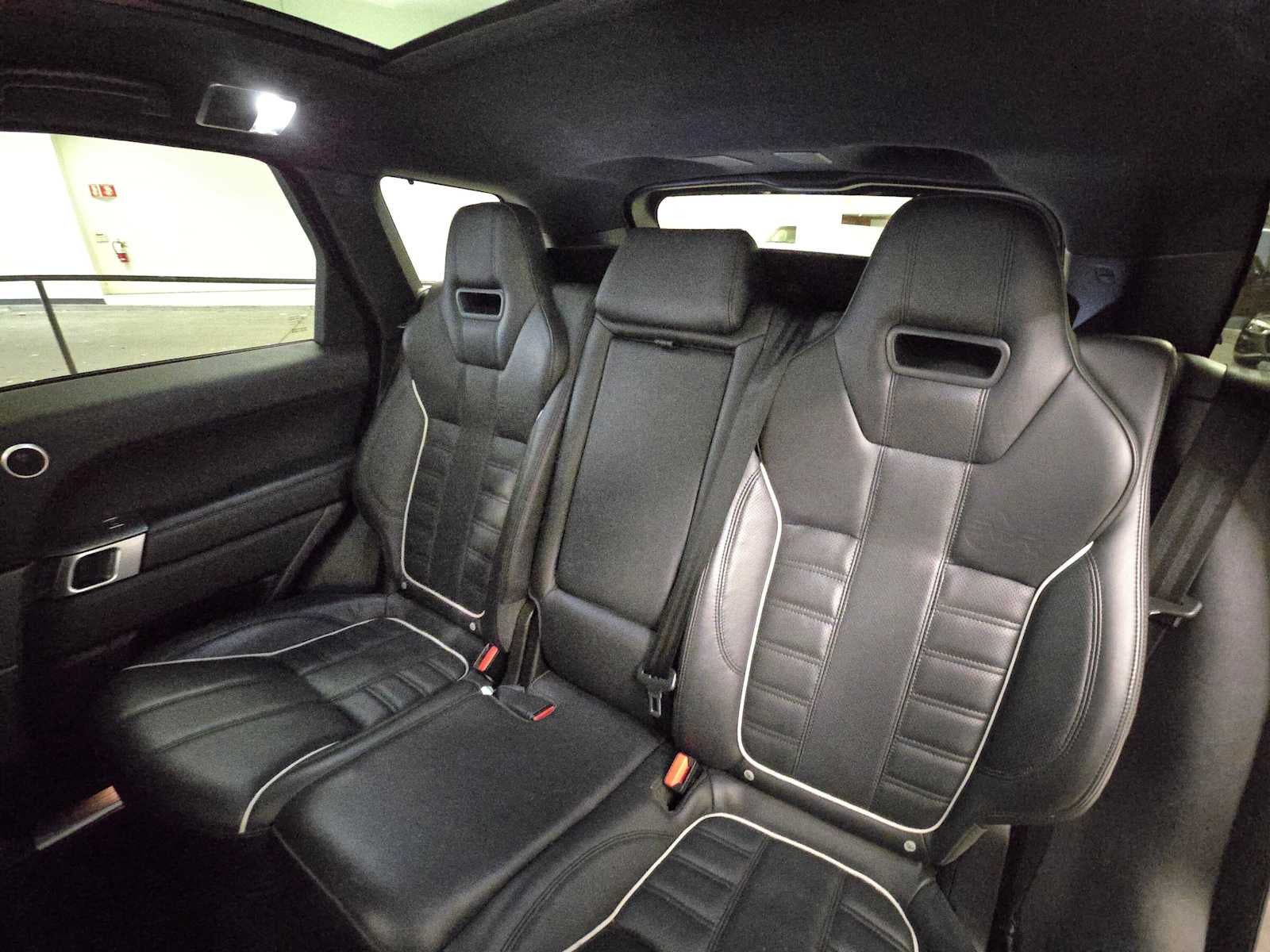 2016 Land Rover Range Rover Sport V8 SVR