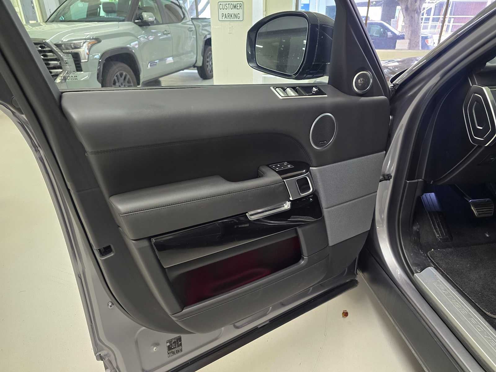 2022 Land Rover Range Rover Sport SVR