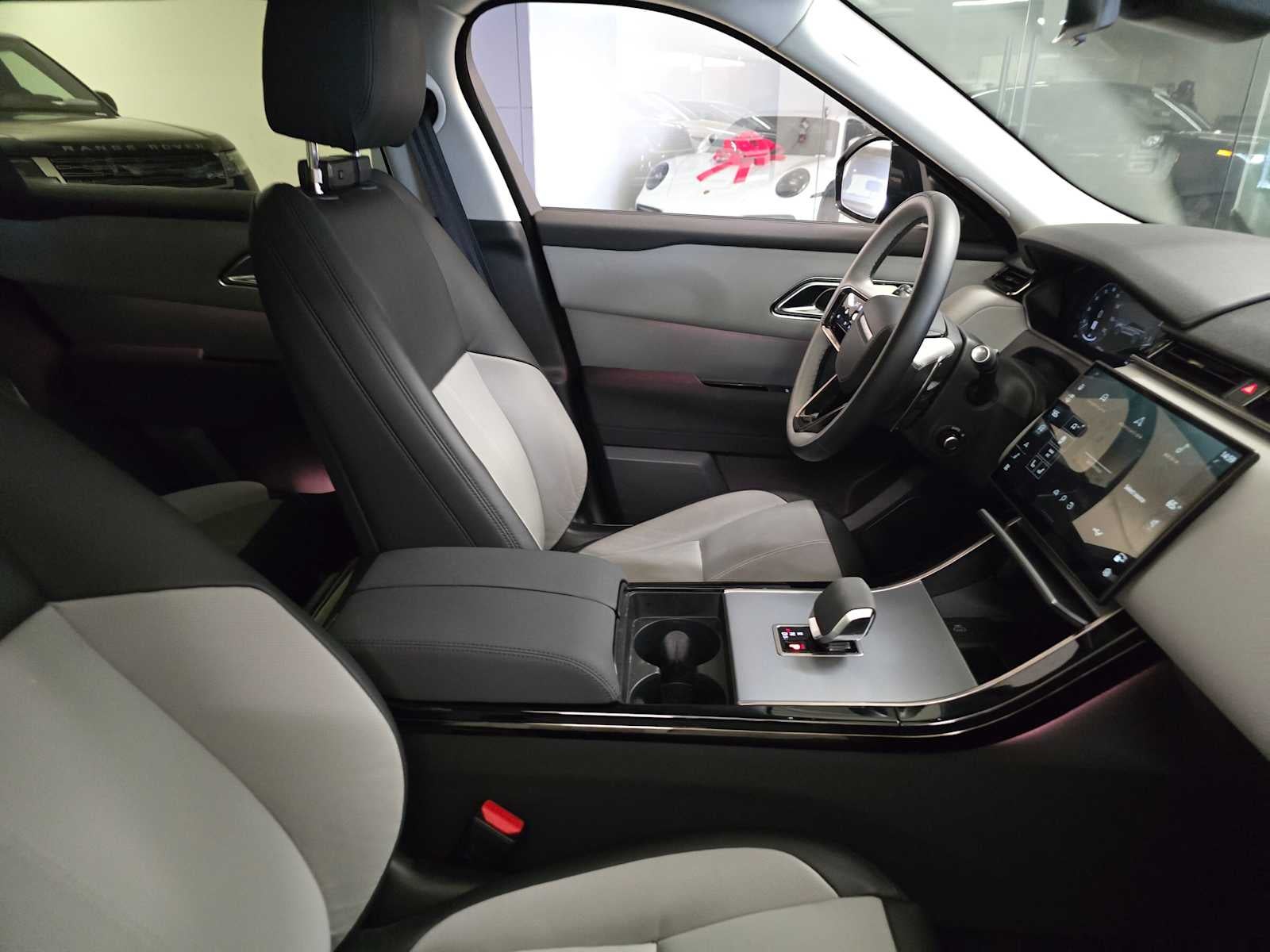 2025 Land Rover Range Rover Velar S