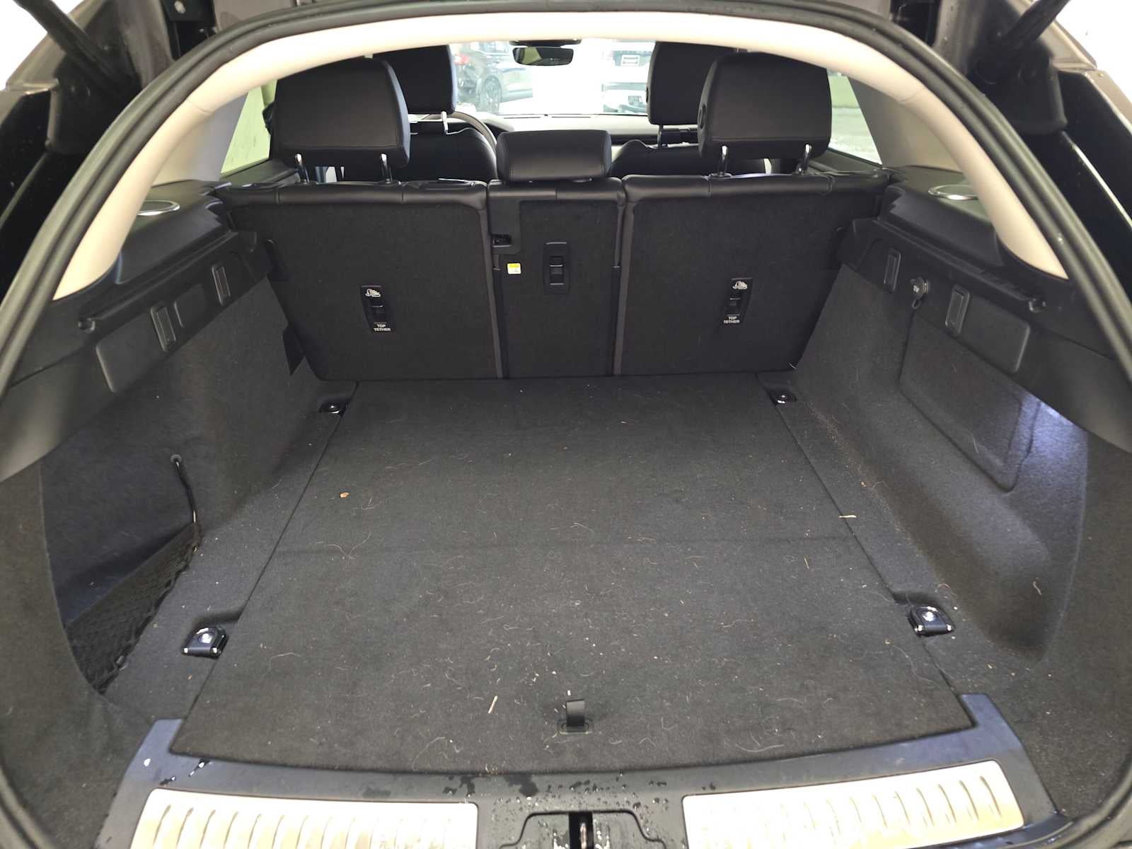 2025 Land Rover Range Rover Velar S