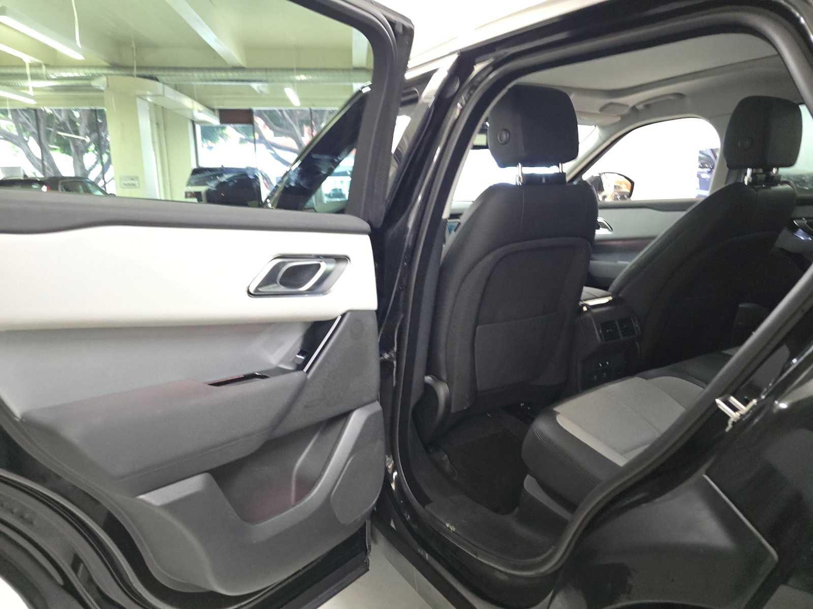 2025 Land Rover Range Rover Velar S