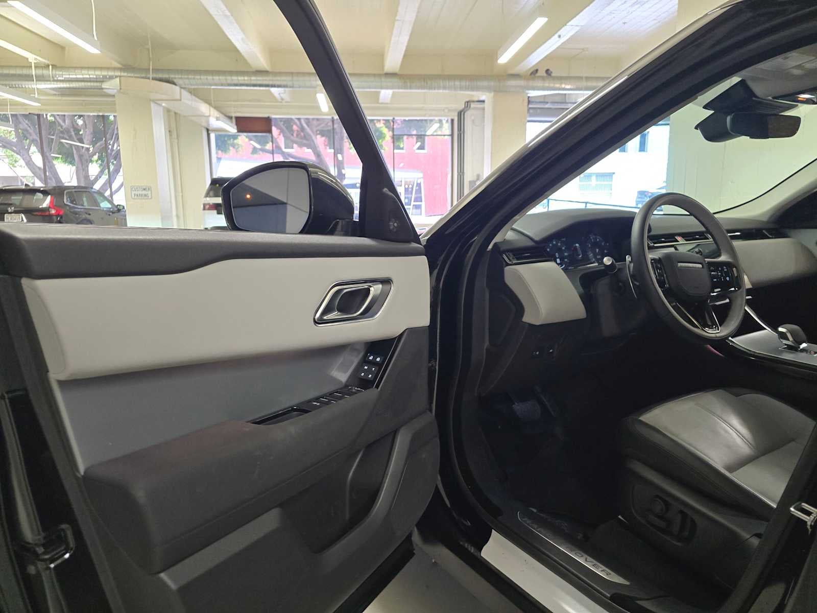 2025 Land Rover Range Rover Velar S