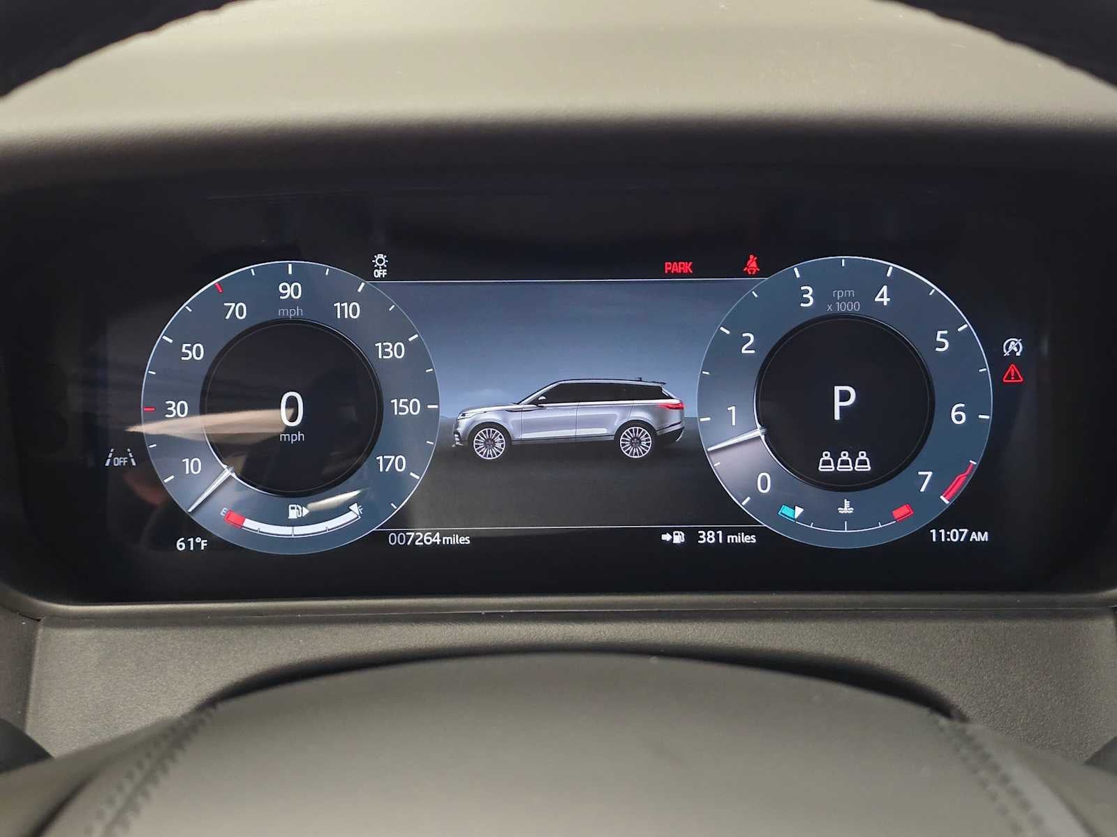2026 Land Rover Range Rover Velar Dynamic SE