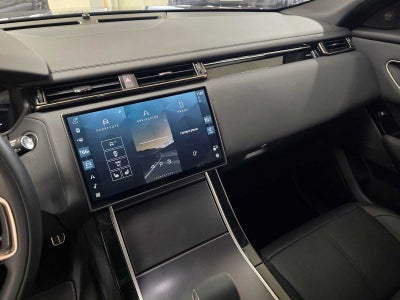 2026 Land Rover Range Rover Velar Dynamic SE