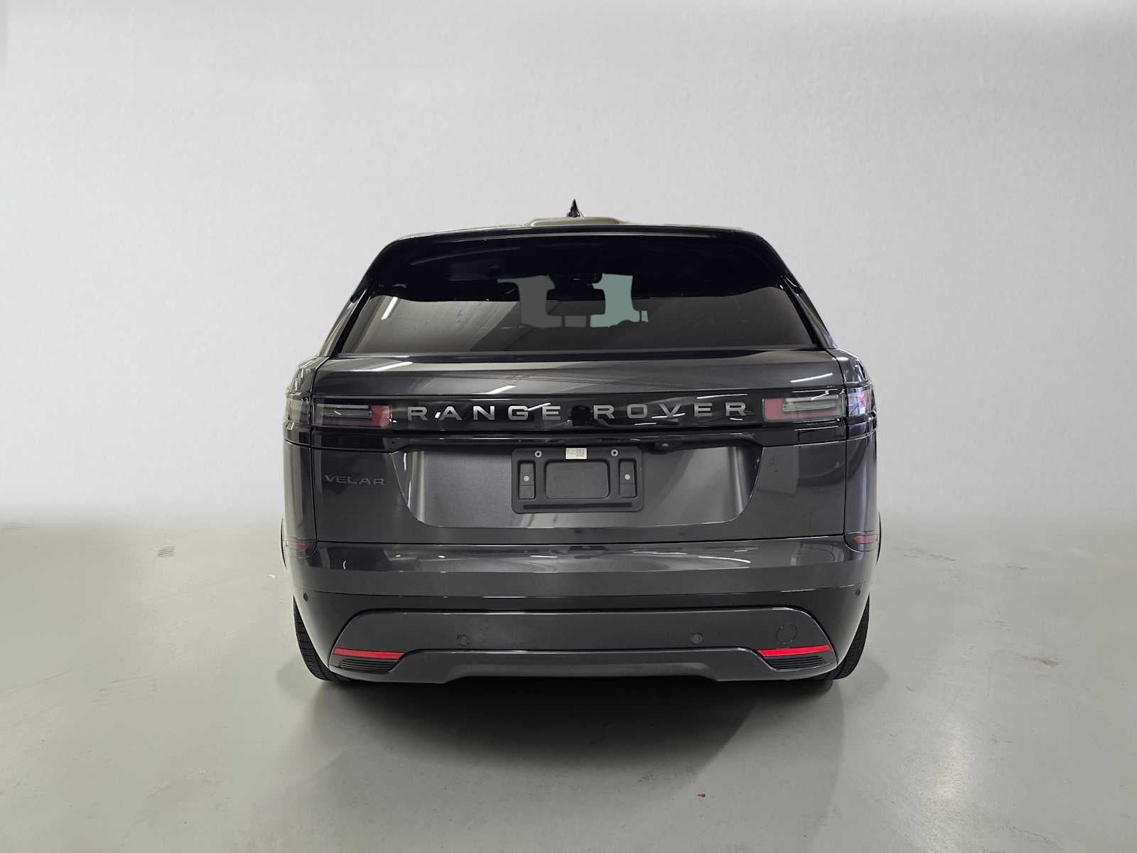 2026 Land Rover Range Rover Velar Dynamic SE