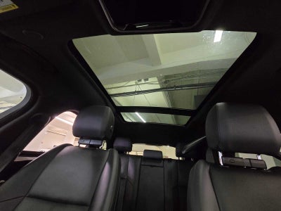2026 Land Rover Range Rover Velar Dynamic SE