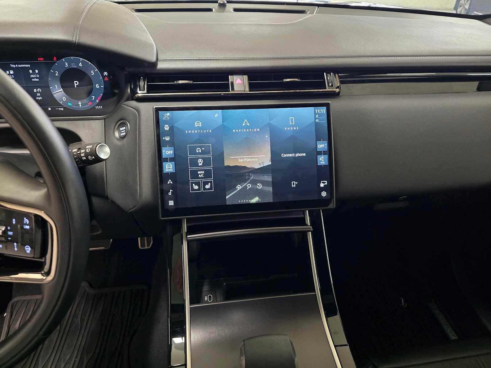 2026 Land Rover Range Rover Velar Dynamic SE