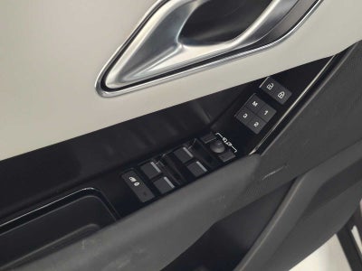 2026 Land Rover Range Rover Velar Dynamic SE