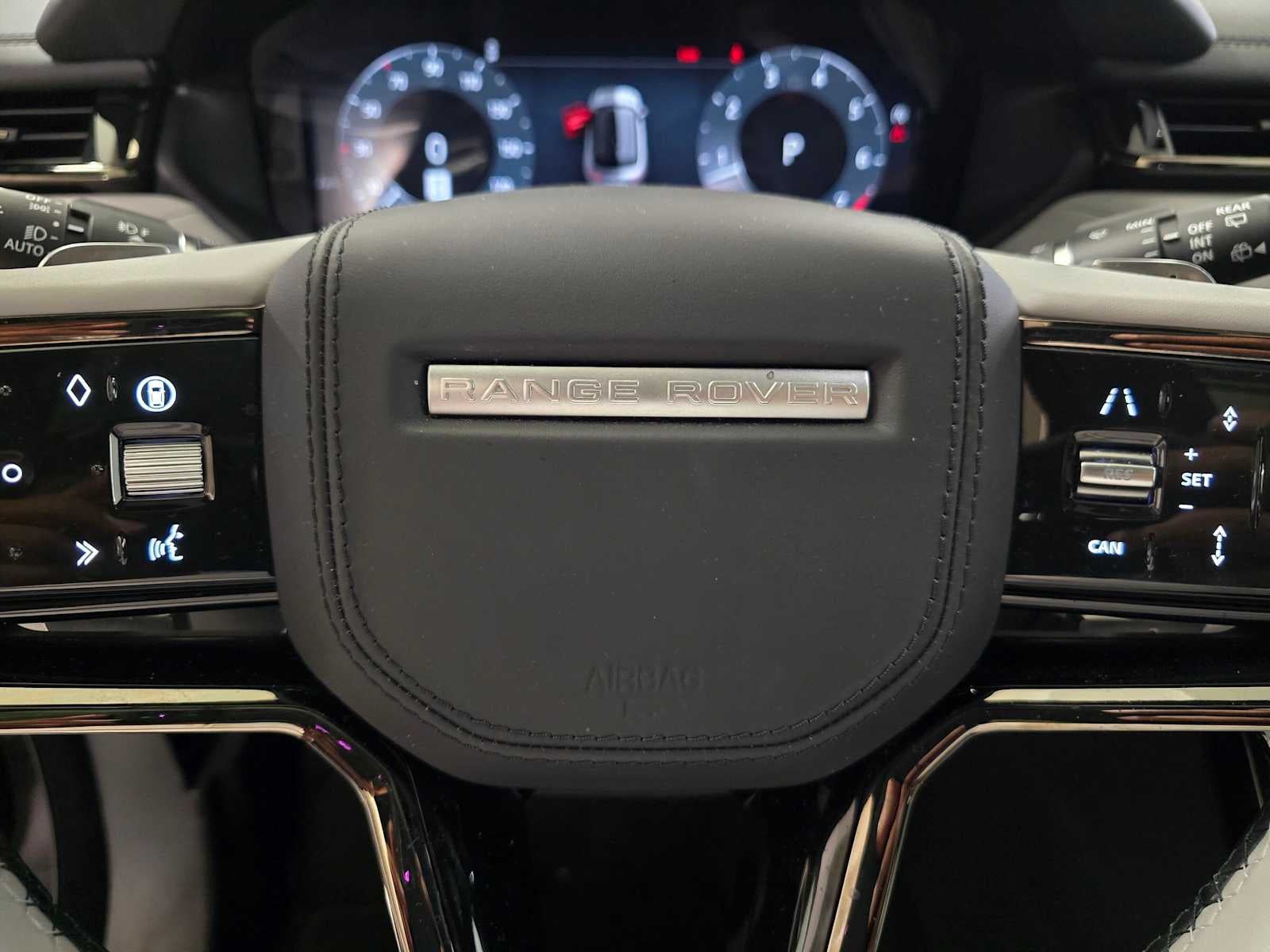 2026 Land Rover Range Rover Velar Dynamic SE