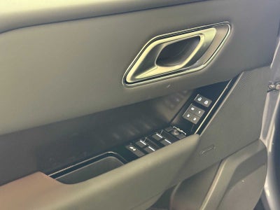 2026 Land Rover Range Rover Velar Dynamic SE