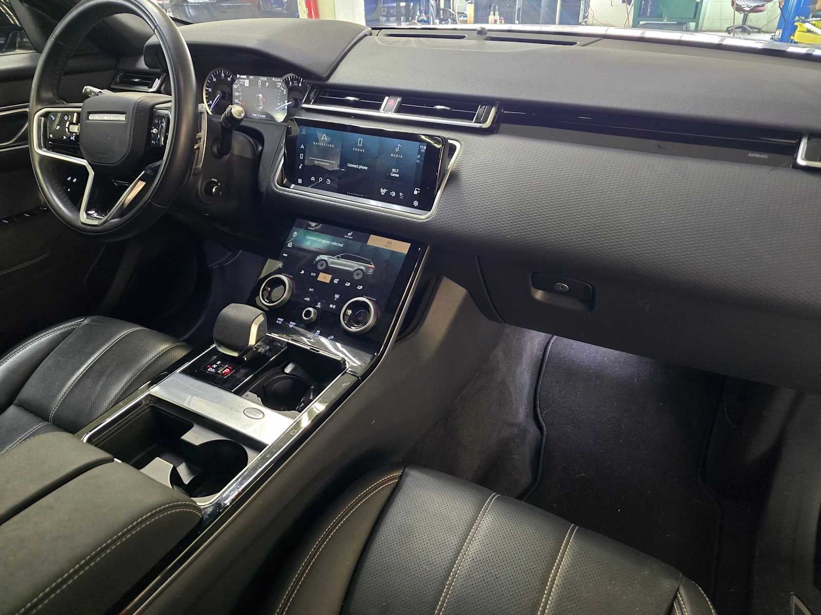 2023 Land Rover Range Rover Velar R-Dynamic S