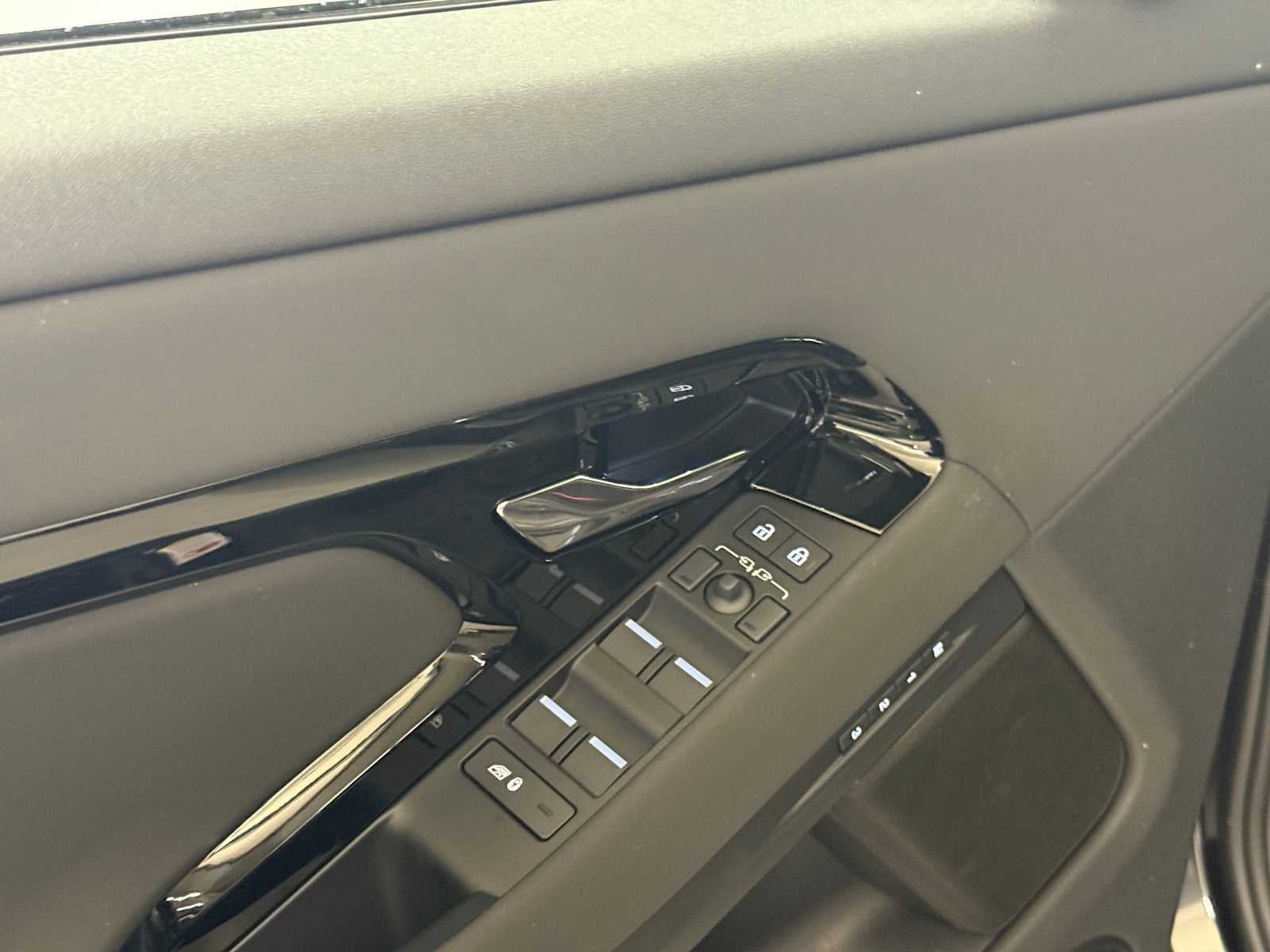 2026 Land Rover Range Rover Evoque Core S