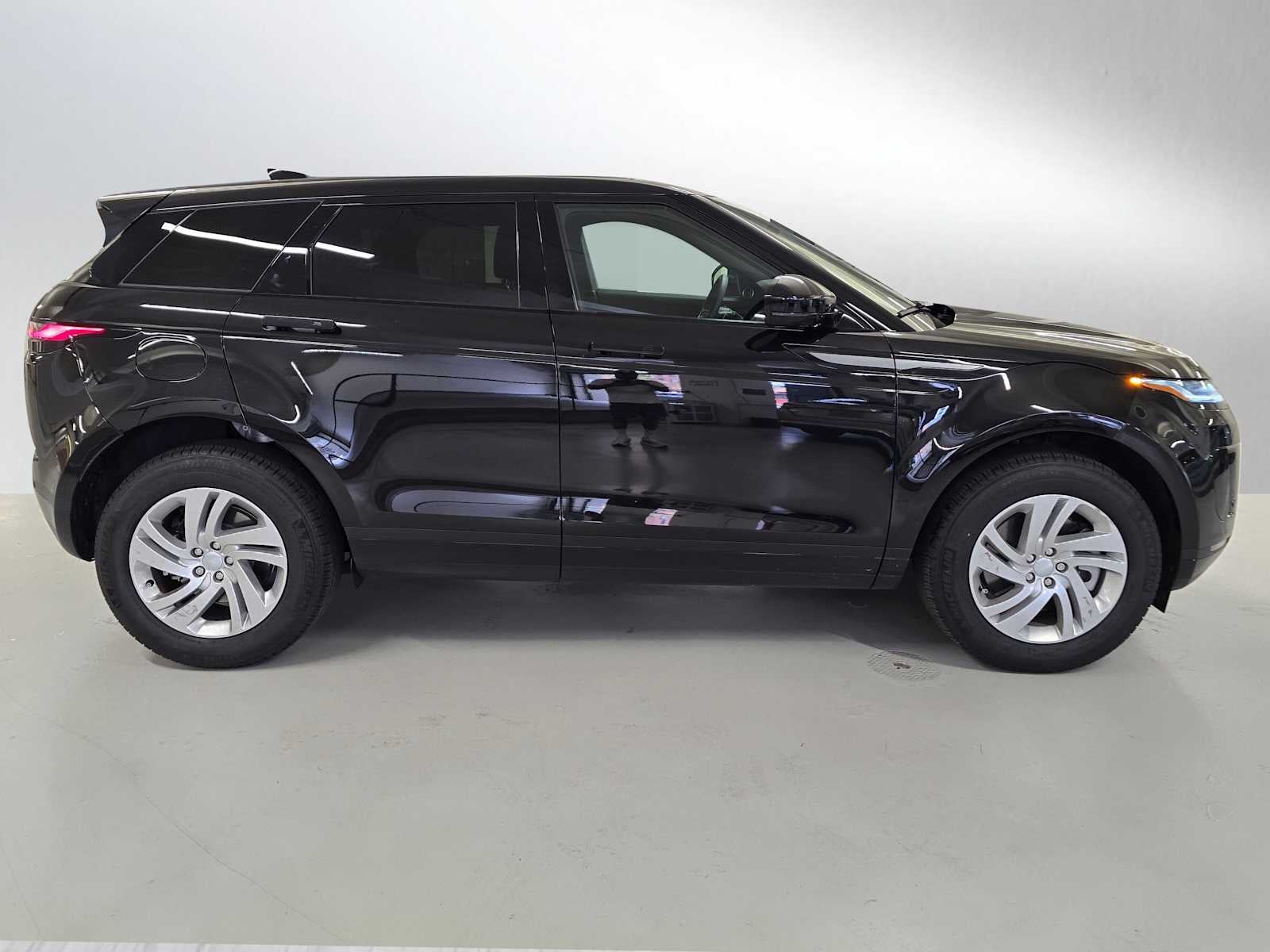 2026 Land Rover Range Rover Evoque Core S