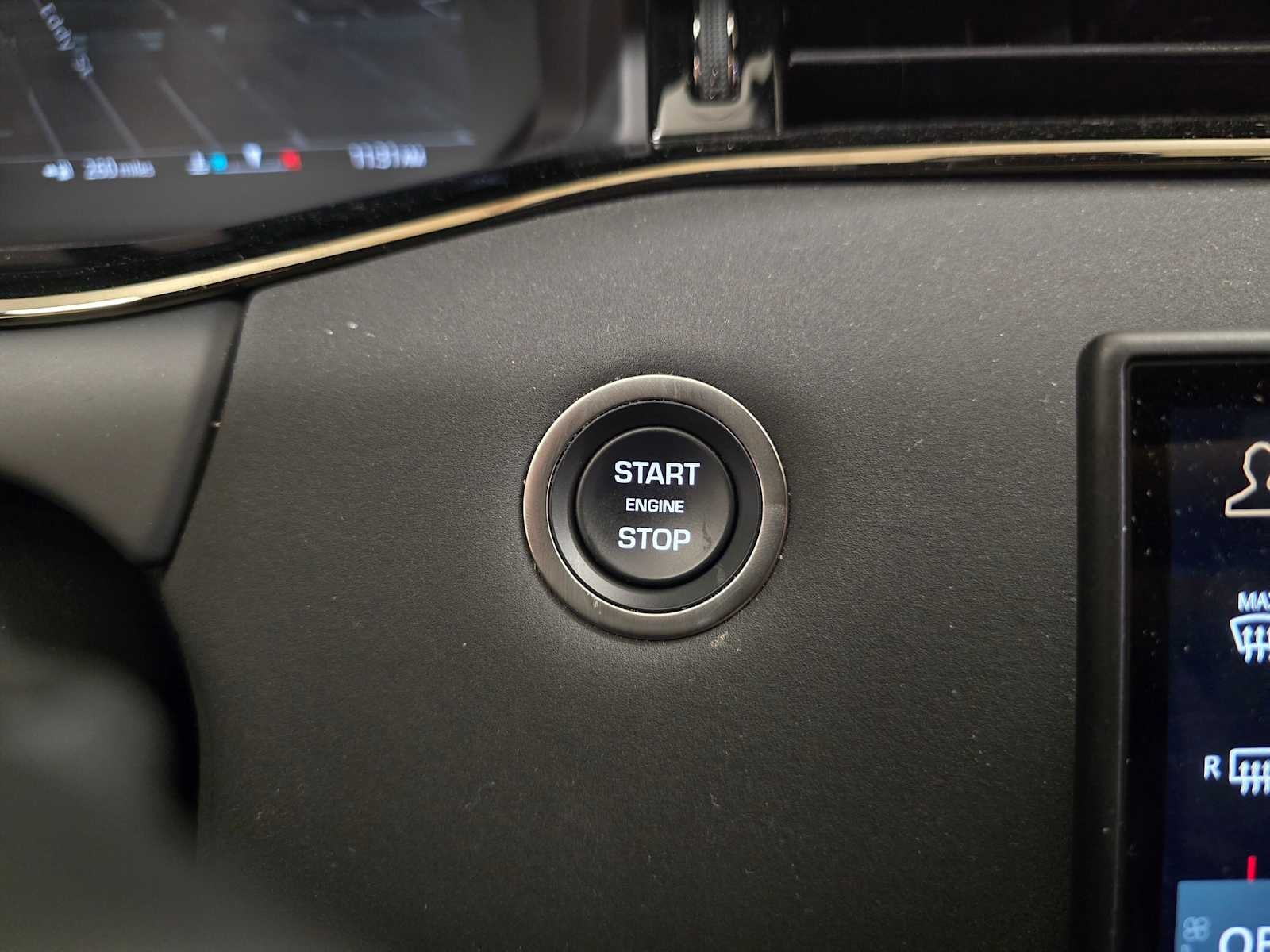 2026 Land Rover Range Rover Evoque Core S