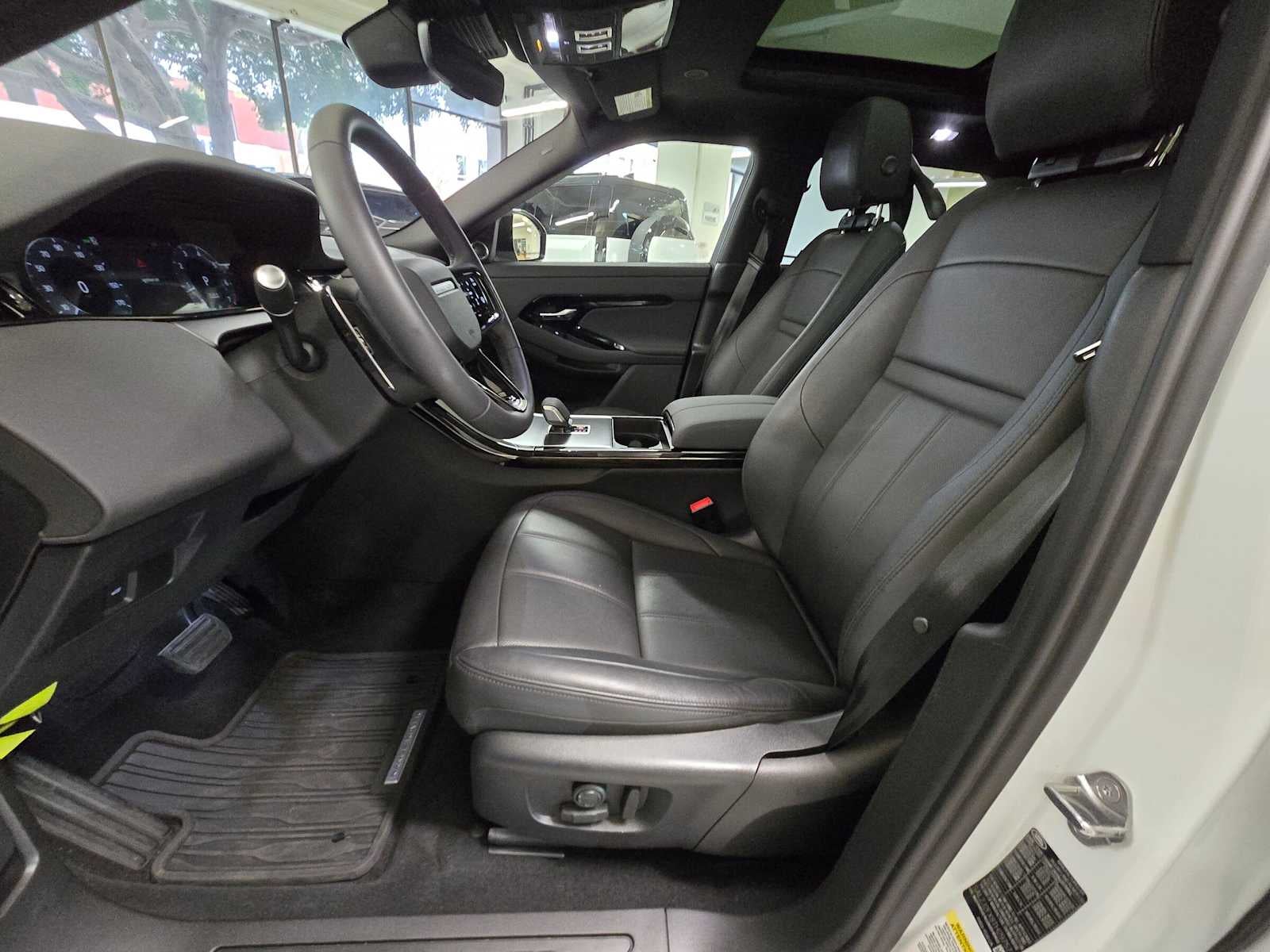 2026 Land Rover Range Rover Evoque Core S