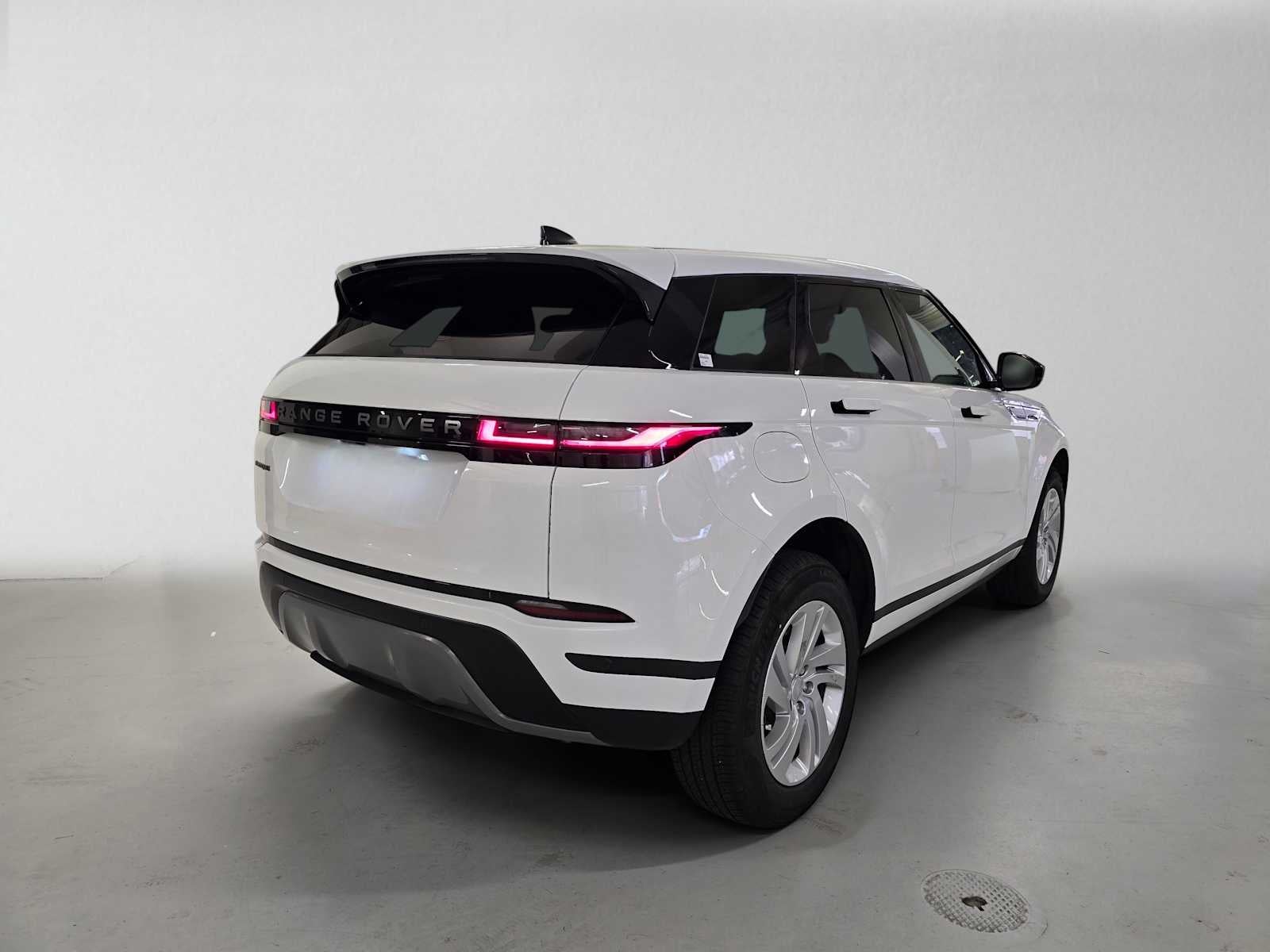 2026 Land Rover Range Rover Evoque Core S