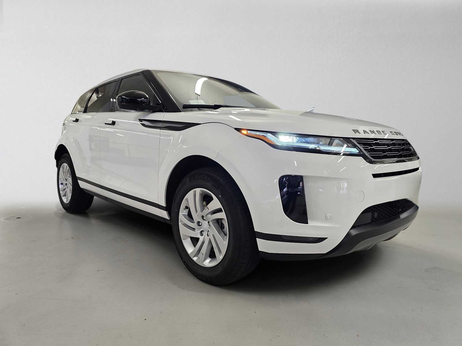 2026 Land Rover Range Rover Evoque Core S