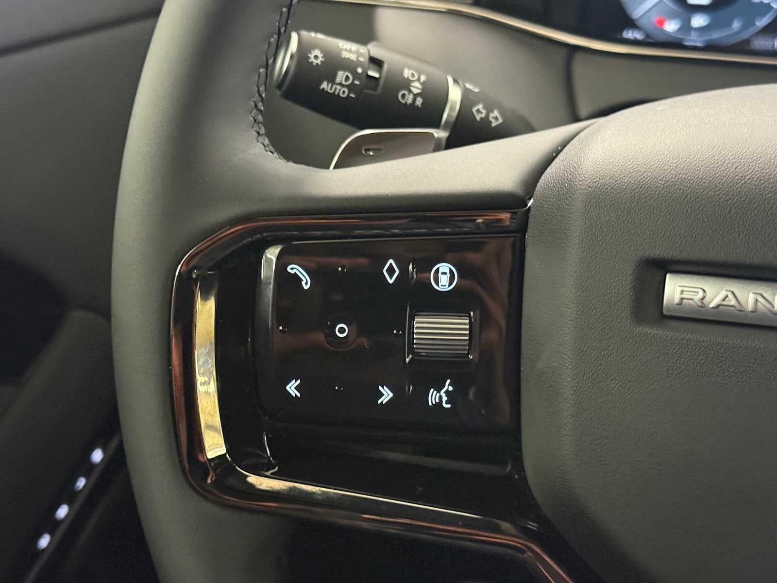 2026 Land Rover Range Rover Evoque Core S