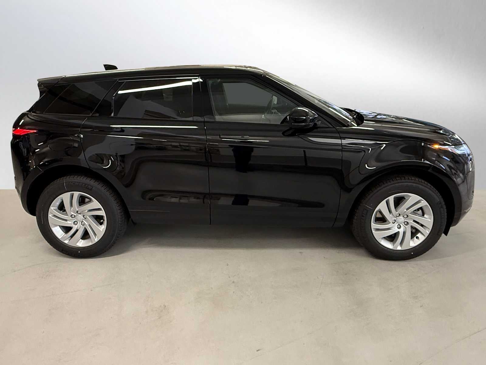 2026 Land Rover Range Rover Evoque Core S