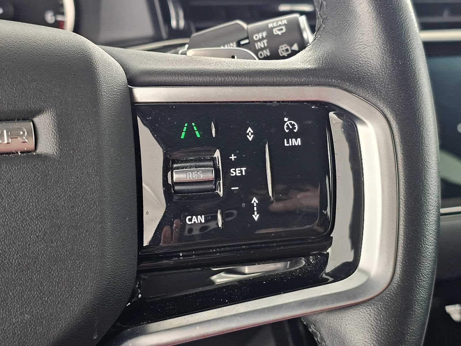 2023 Land Rover Range Rover Evoque R-Dynamic SE