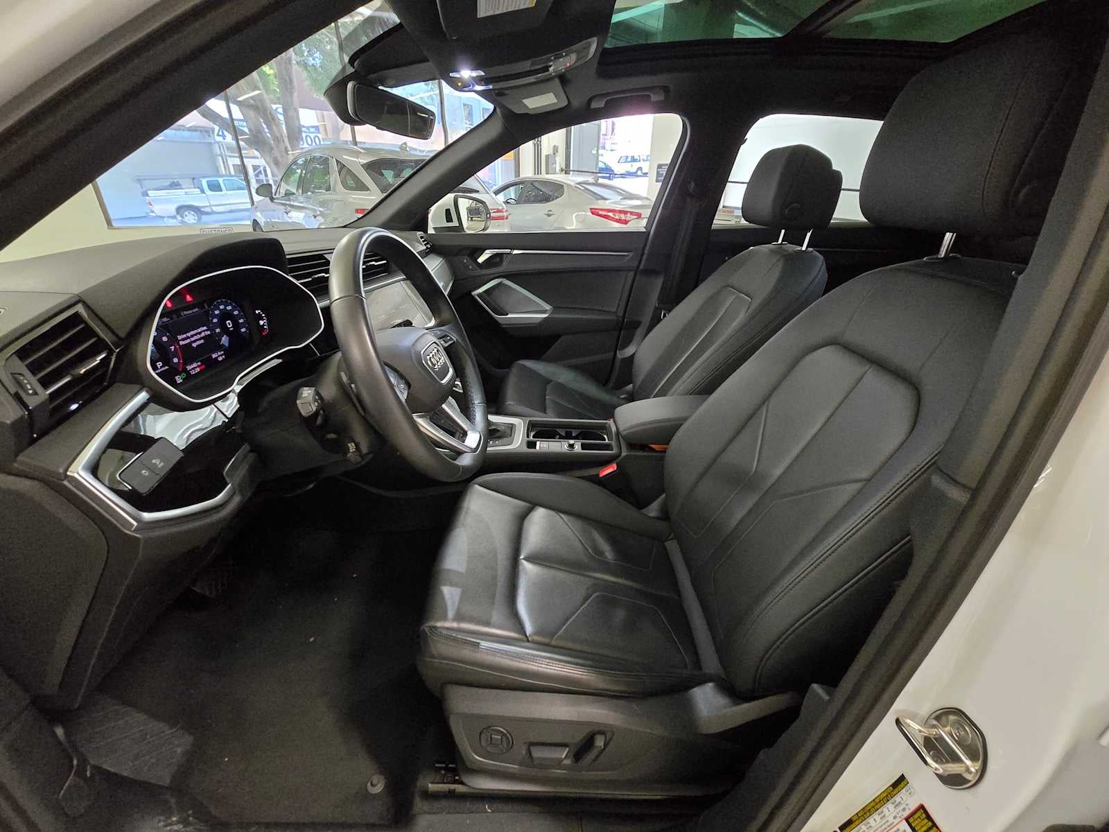 2025 Audi Q3 S line Premium