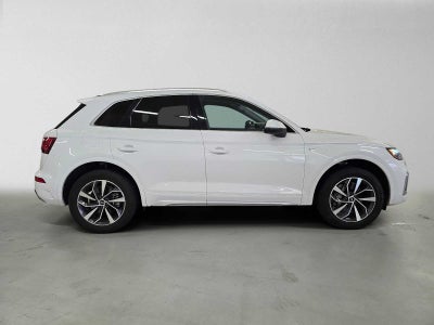 2023 Audi Q5 S line Premium Plus