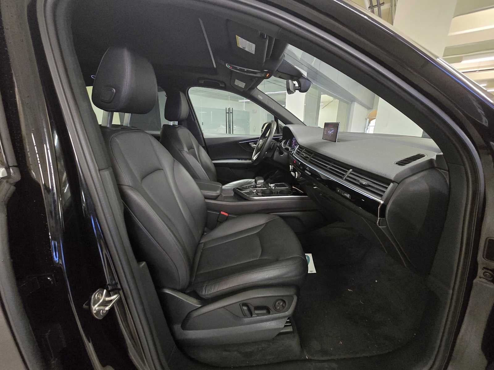 2019 Audi Q7 Premium Plus