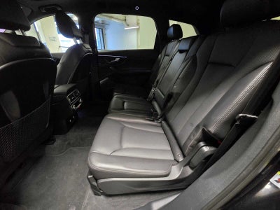 2019 Audi Q7 Premium Plus