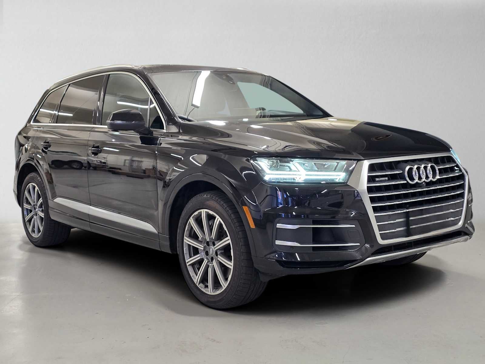 2019 Audi Q7 Premium Plus