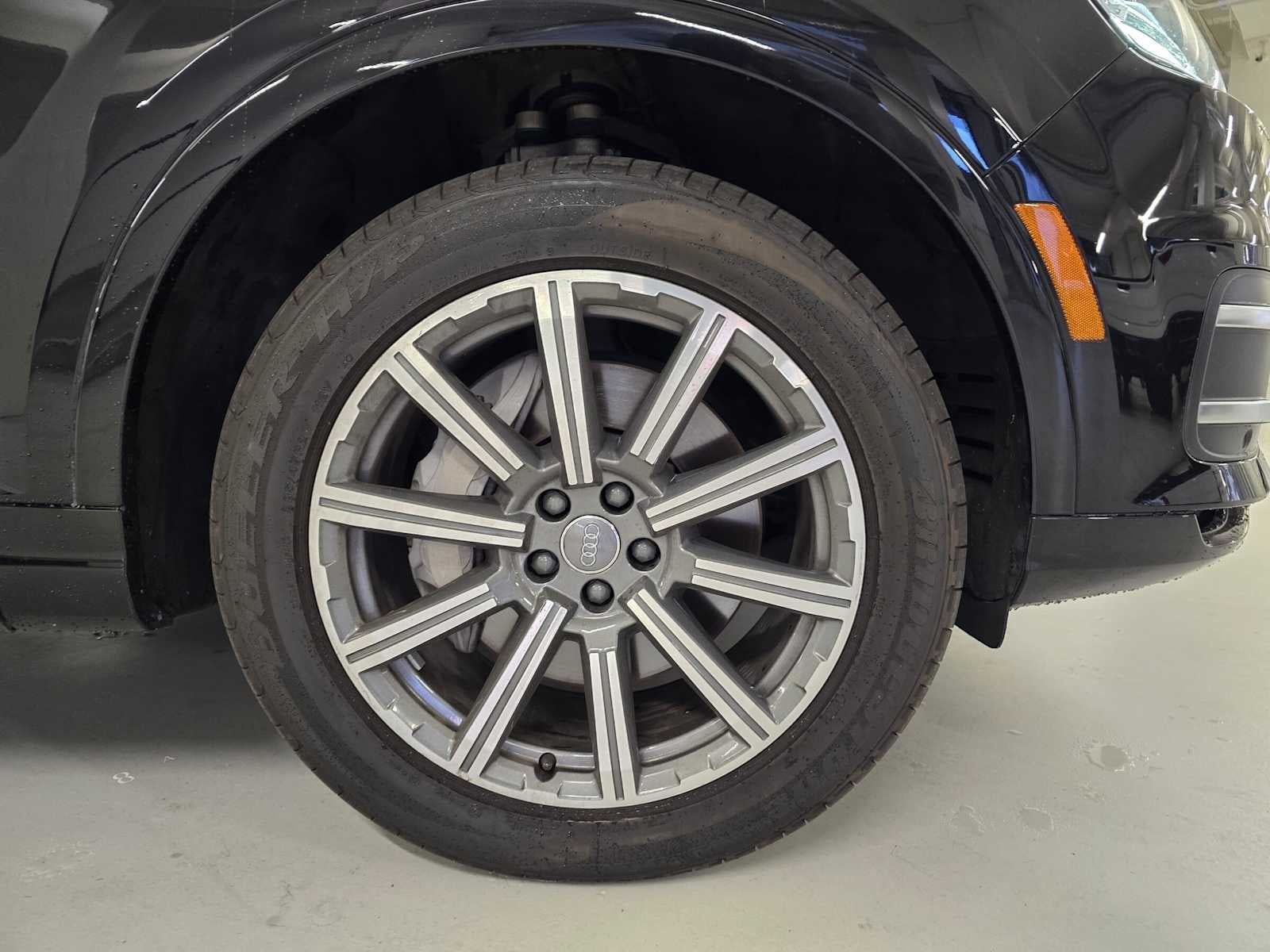 2019 Audi Q7 Premium Plus