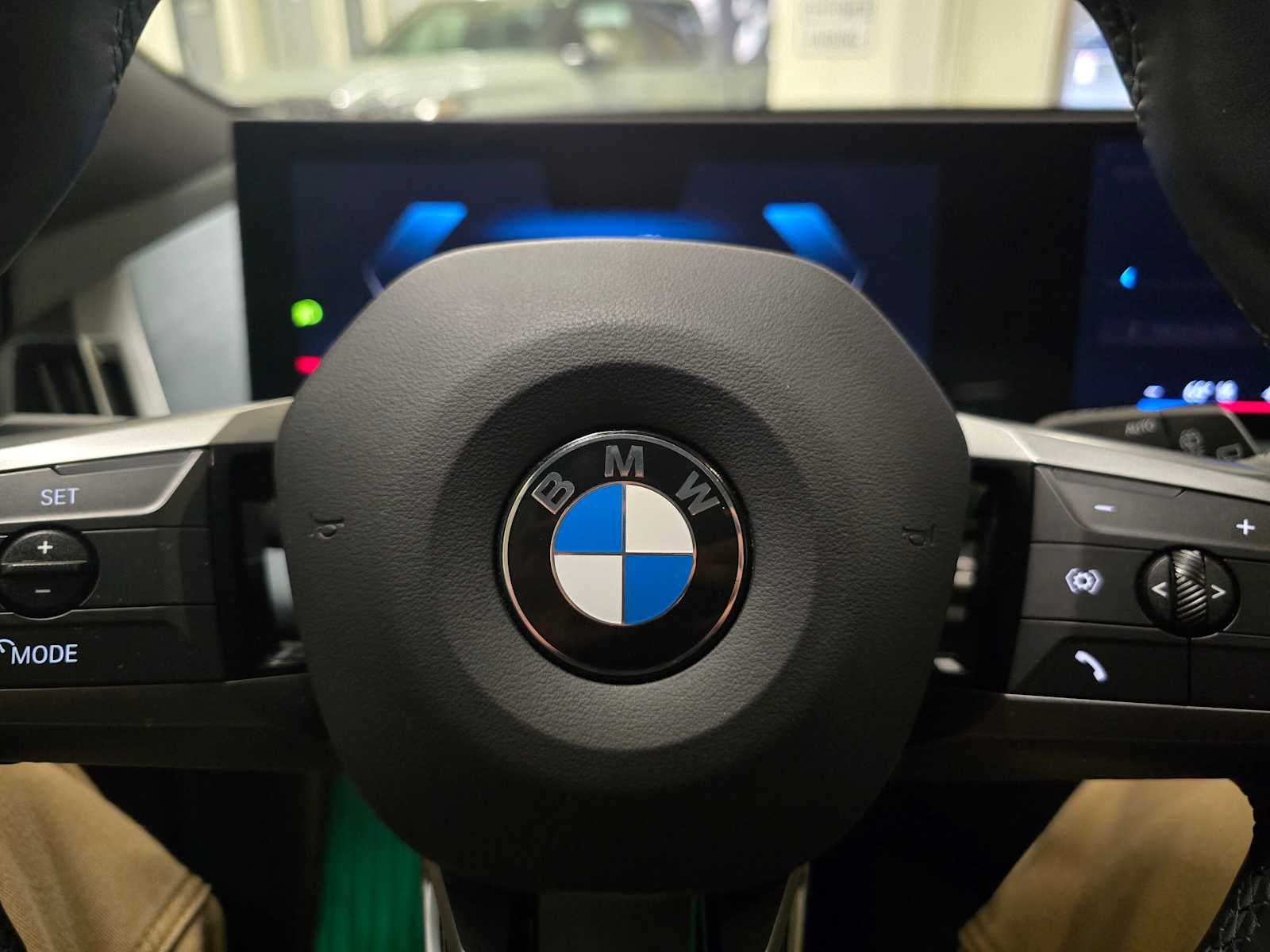 2025 BMW iX xDrive50