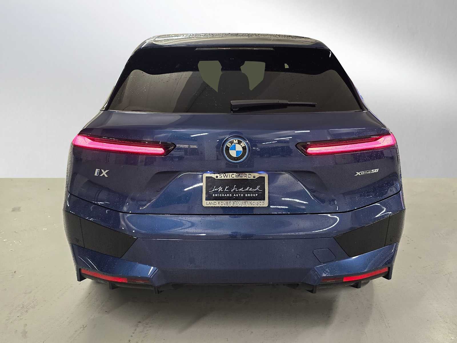 2025 BMW iX xDrive50