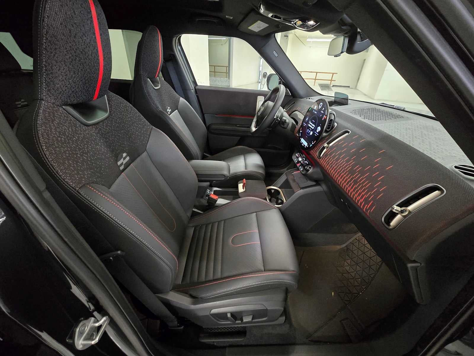 2025 MINI Countryman John Cooper Works