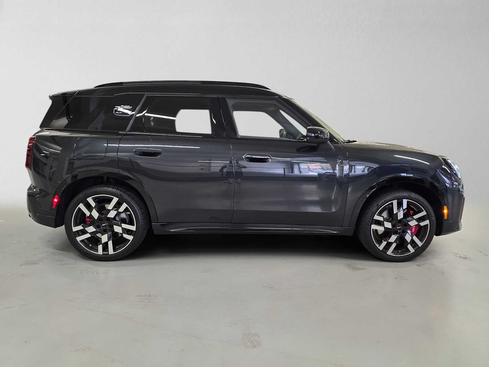 2025 MINI Countryman John Cooper Works