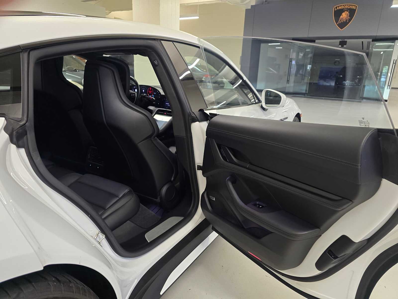 2020 Porsche Taycan Turbo