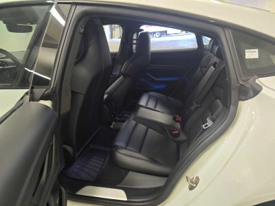 2020 Porsche Taycan Turbo