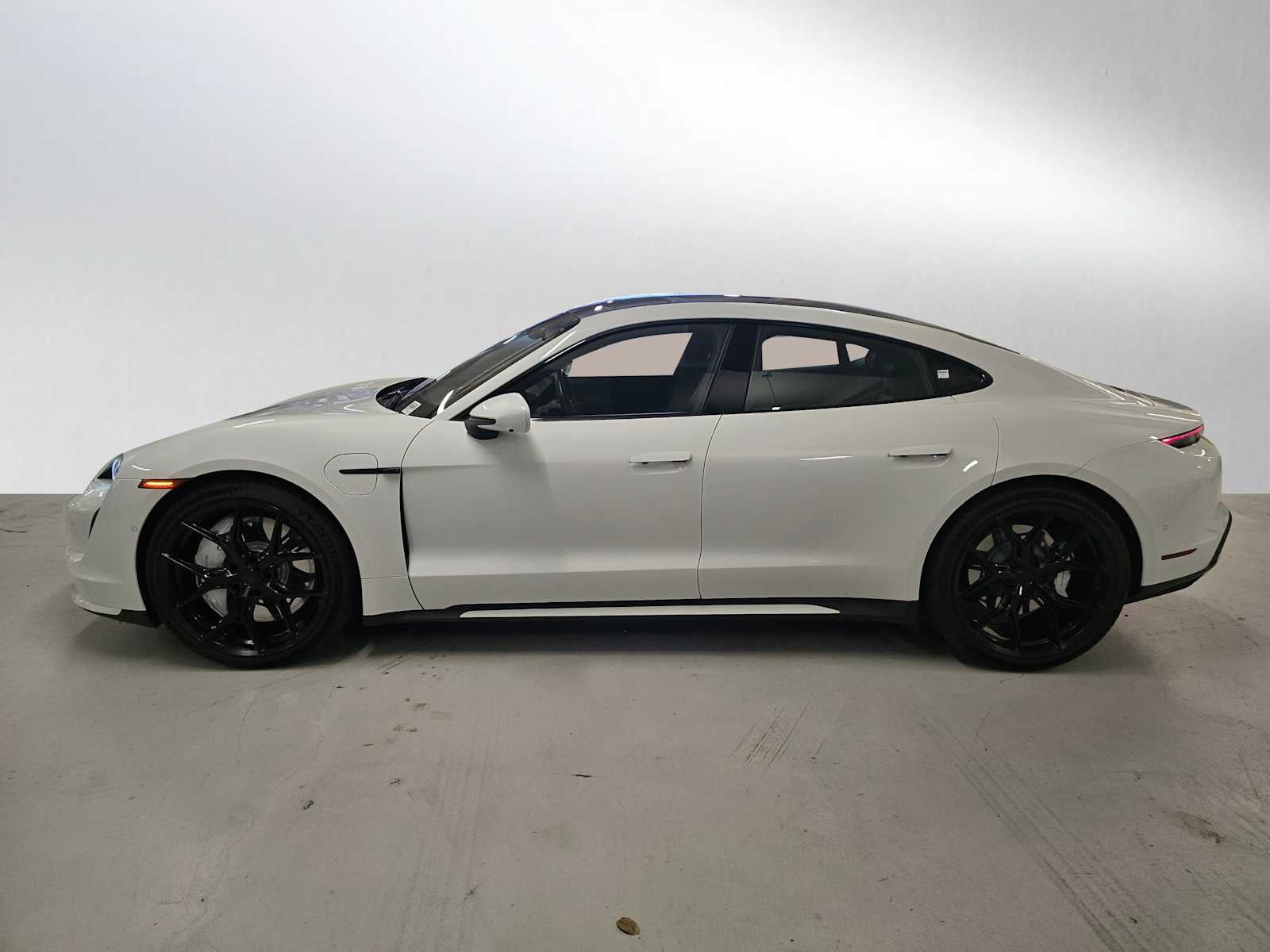 2020 Porsche Taycan Turbo