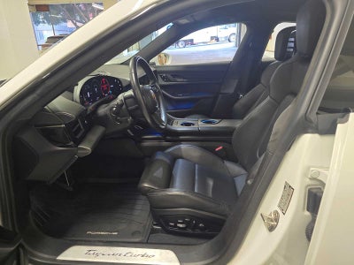 2020 Porsche Taycan Turbo