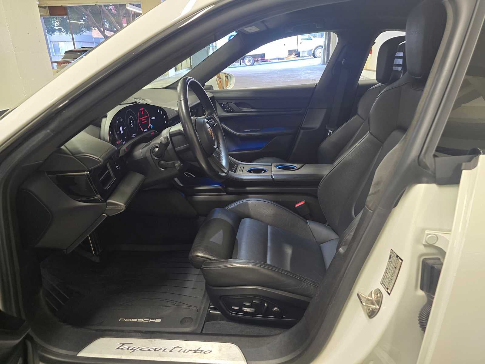 2020 Porsche Taycan Turbo