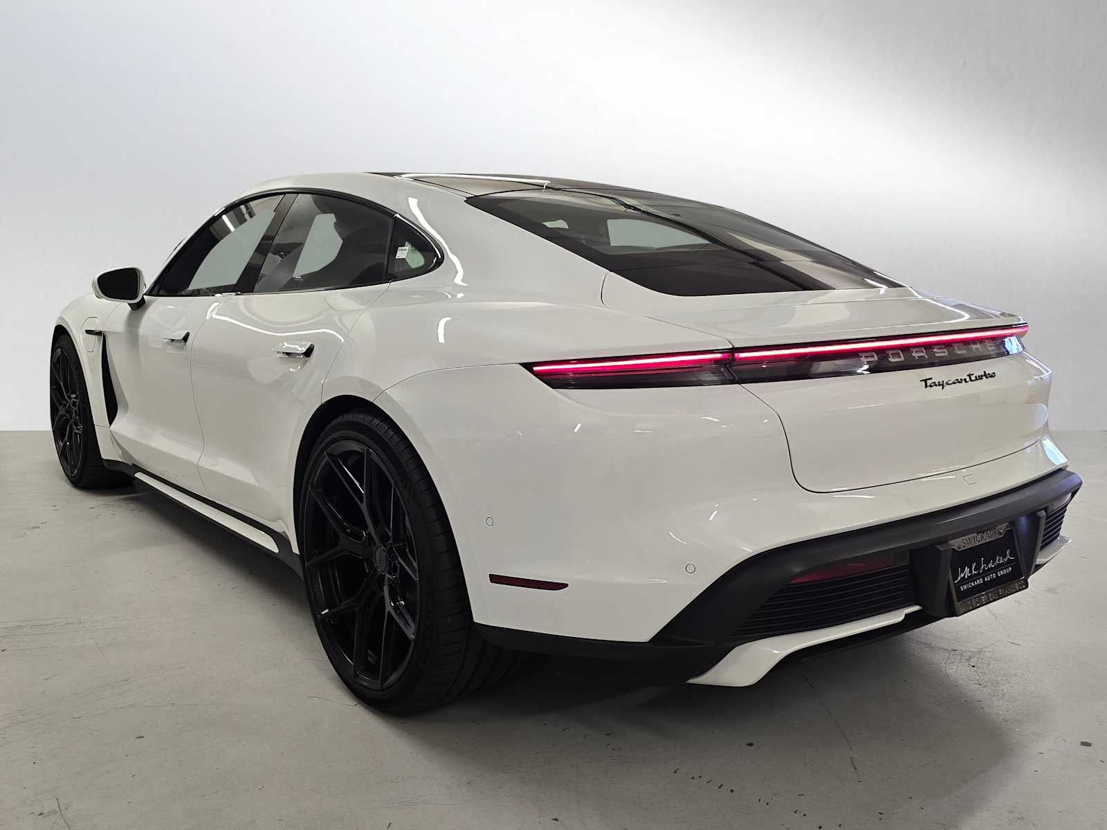 2020 Porsche Taycan Turbo