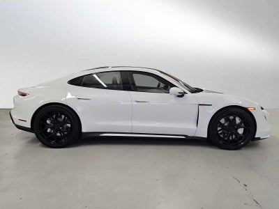 2020 Porsche Taycan Turbo