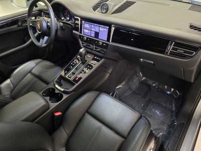 2025 Porsche Macan AWD