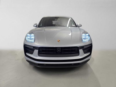 2025 Porsche Macan AWD