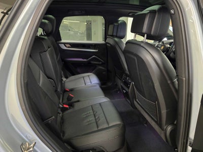2024 Porsche Cayenne AWD