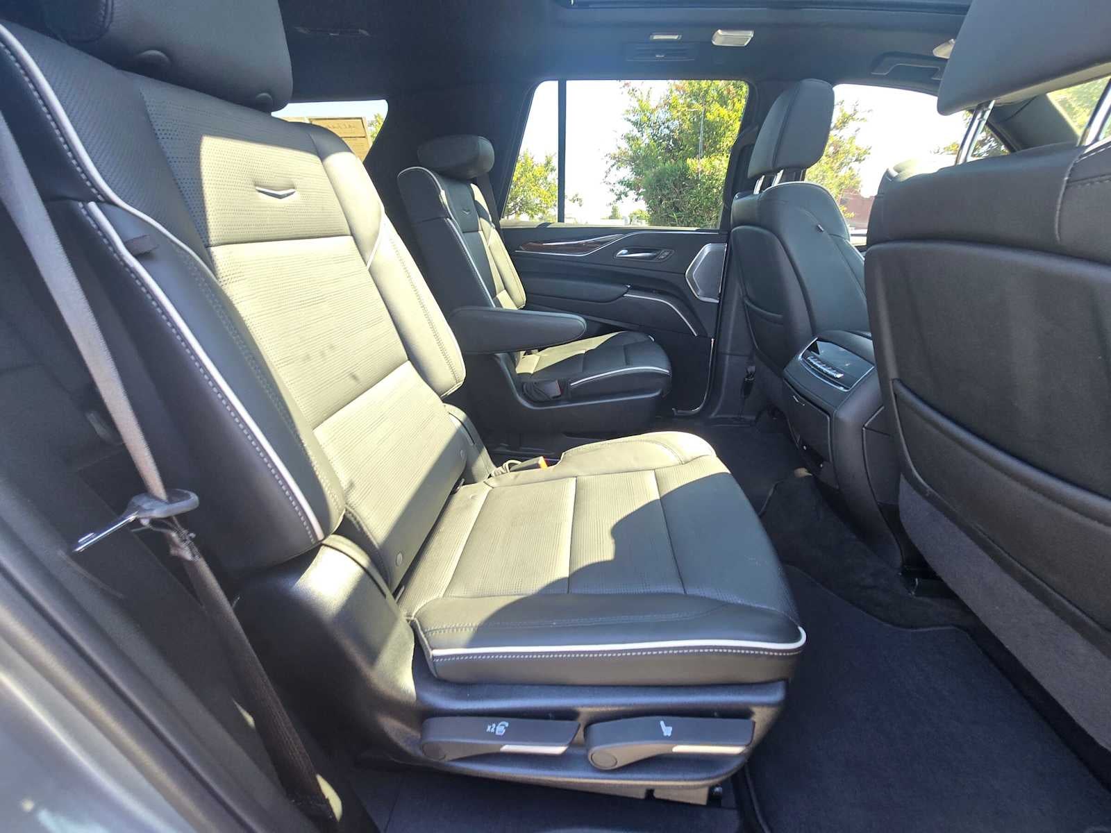 2024 Cadillac Escalade 4WD Premium Luxury