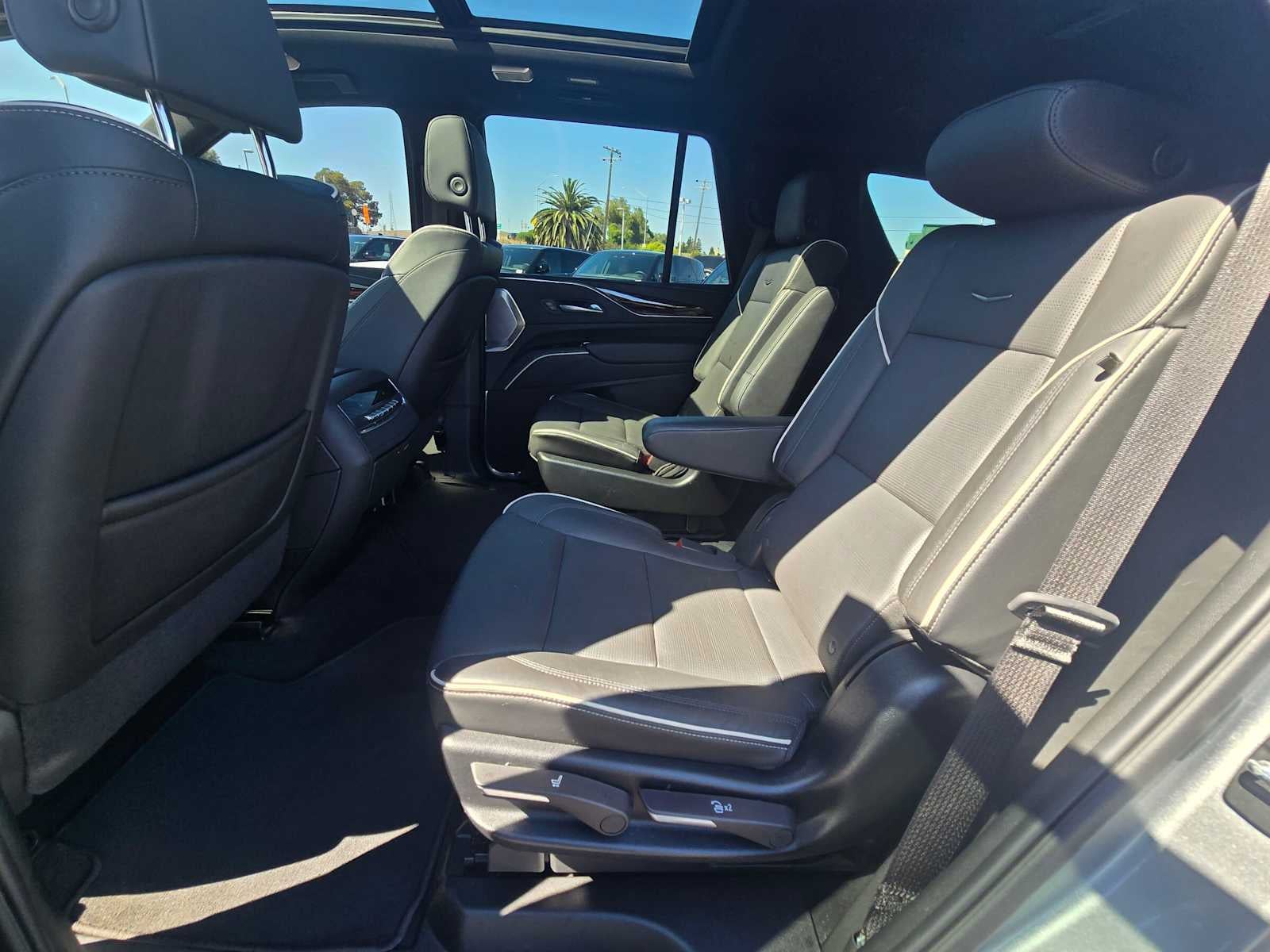 2024 Cadillac Escalade 4WD Premium Luxury